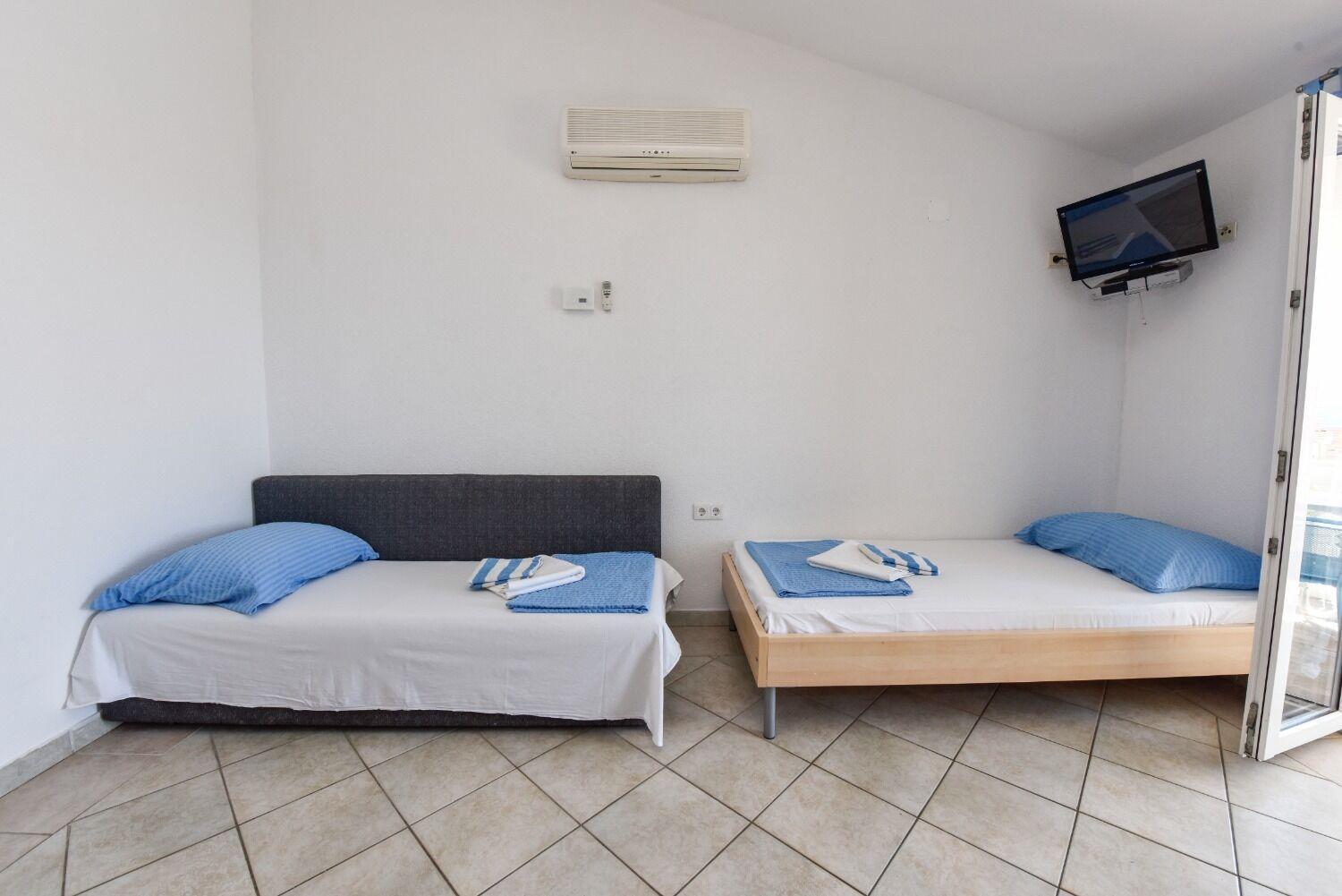 Apartments Mark - 200 M From Sea Novalja Exterior photo