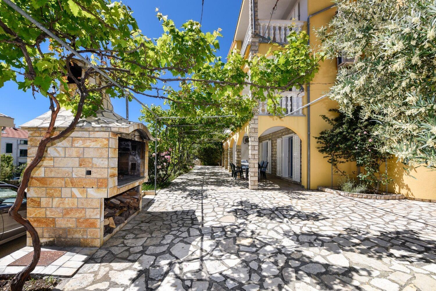 Apartments Mark - 200 M From Sea Novalja Exterior photo